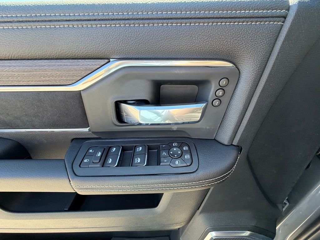 New 2026 Ceramic Gray Clear-Coat Exterior Paint RAM Laramie image 11