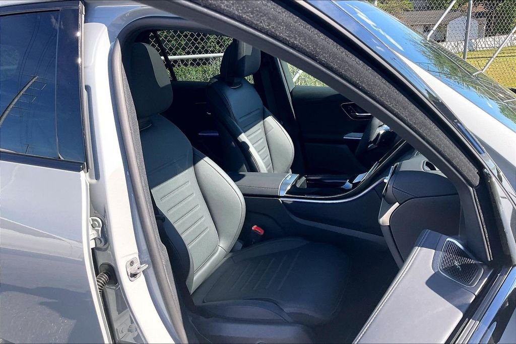 Used 2026 Gray Mercedes-Benz GLC 300 image 7
