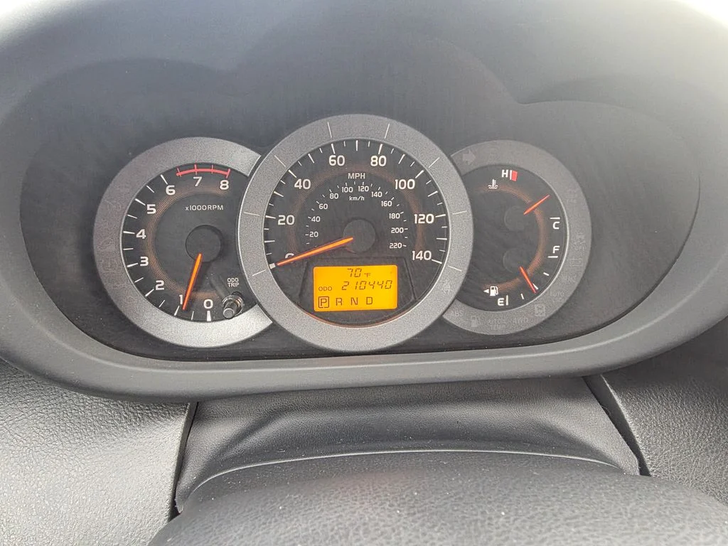 Used 2010 Classic Silver Metallic Toyota Sport image 17