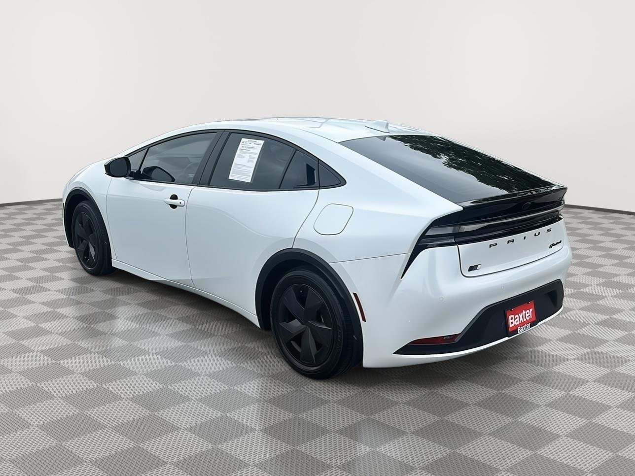 Used 2024 Wind Chill Pearl Toyota SE image 16