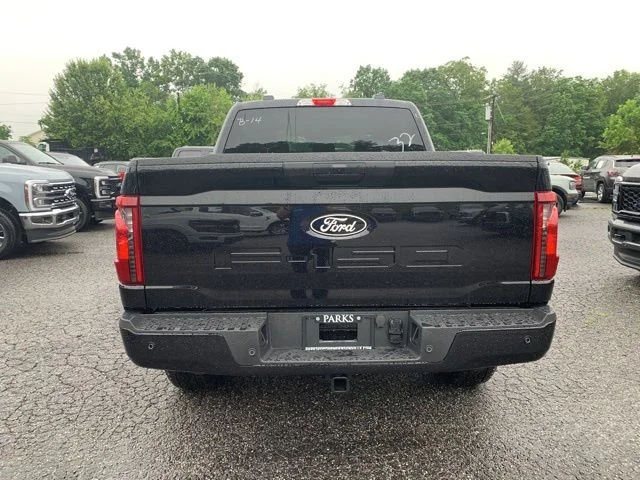 New 2026 Black Ford XLT image 7