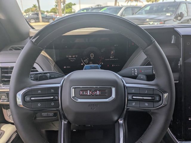 New 2026 Sterling Metallic GMC Elevation image 32