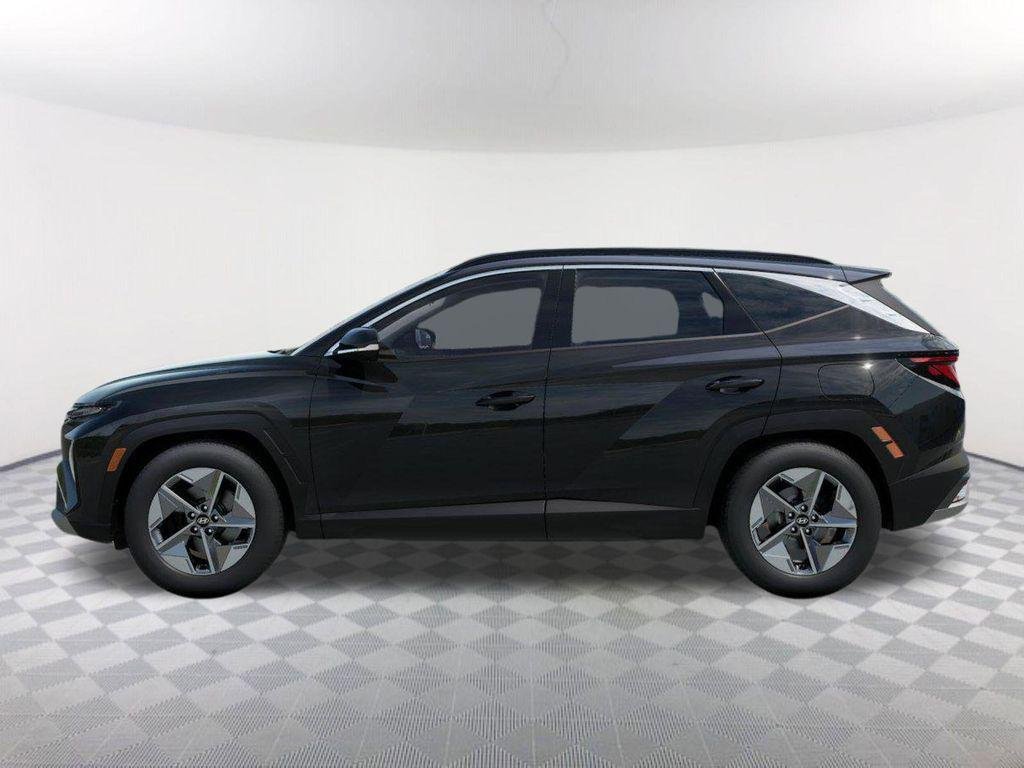 New 2026 Black Hyundai SEL FWD image 3