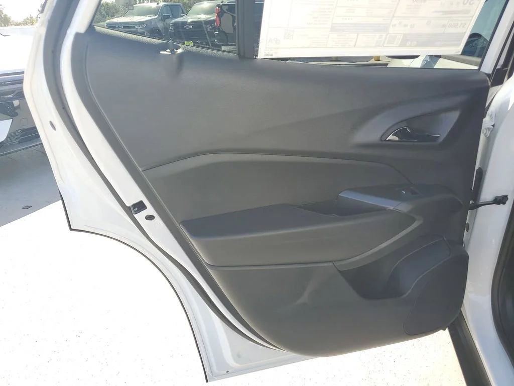 2026 Chevrolet Trax RS - Photo 16