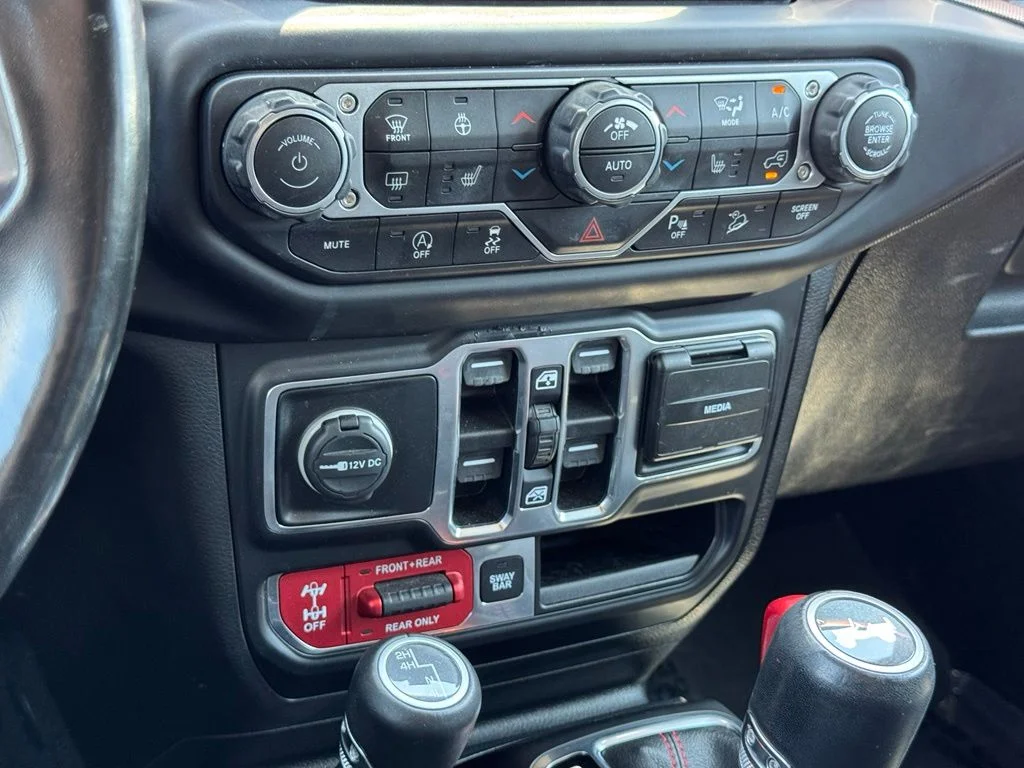 Used 2020 Gray Jeep Unlimited Rubicon image 33