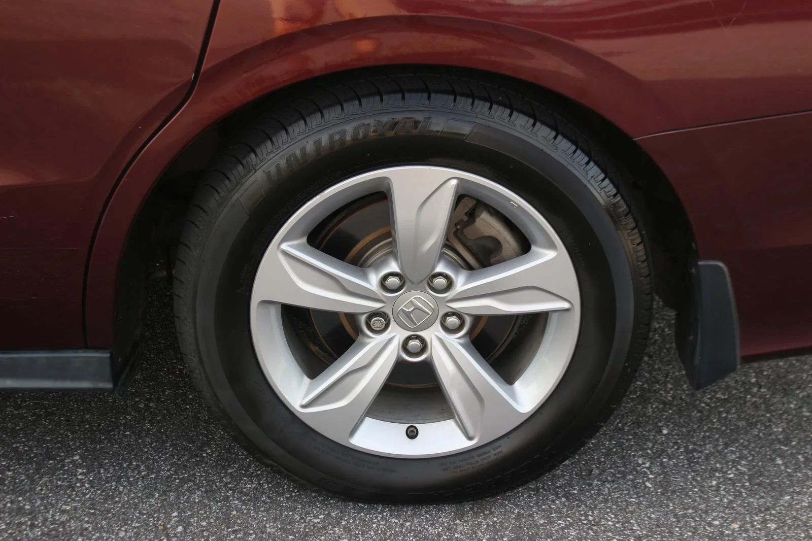 Used 2020 Burg Honda EX-L image 38