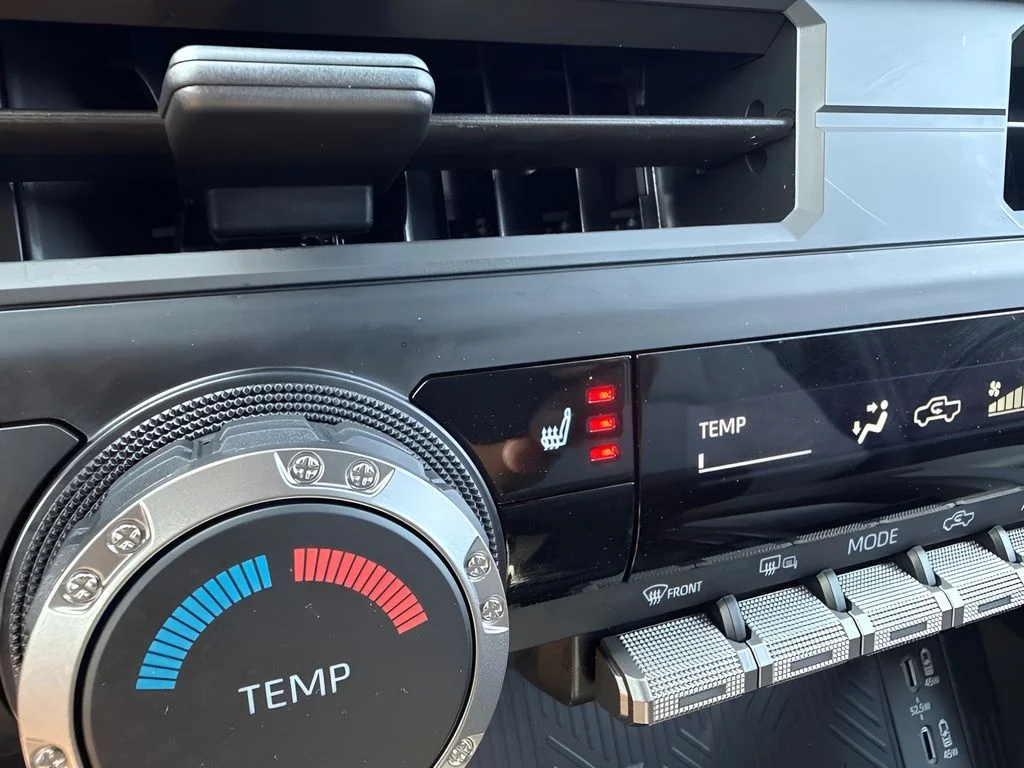 Used 2026  Toyota SR5 image 18