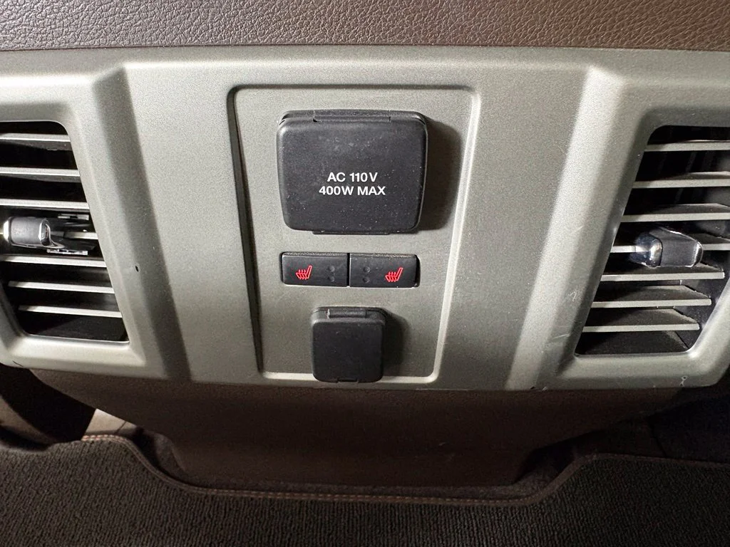 Used 2015 Green Ford King Ranch image 39