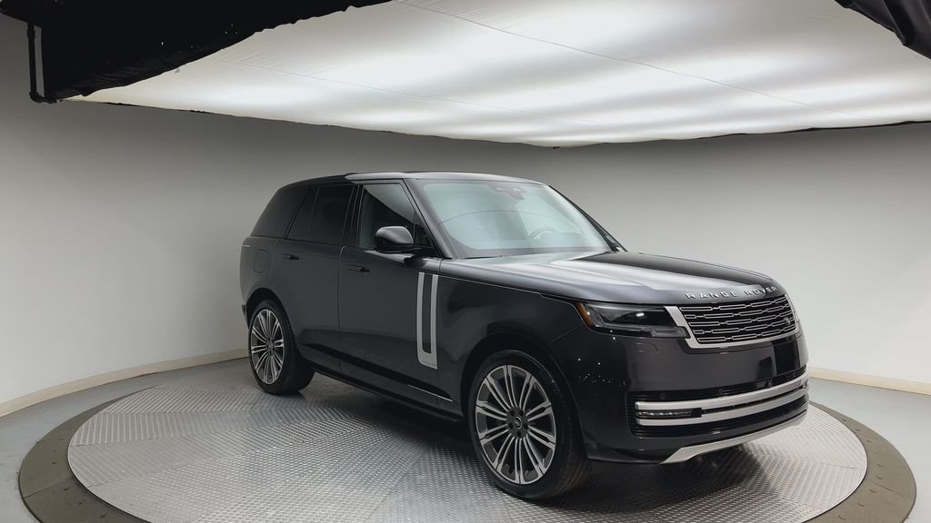 Used 2025 Carpathian Gray Premium Metallic Land Rover Autobiography image 8