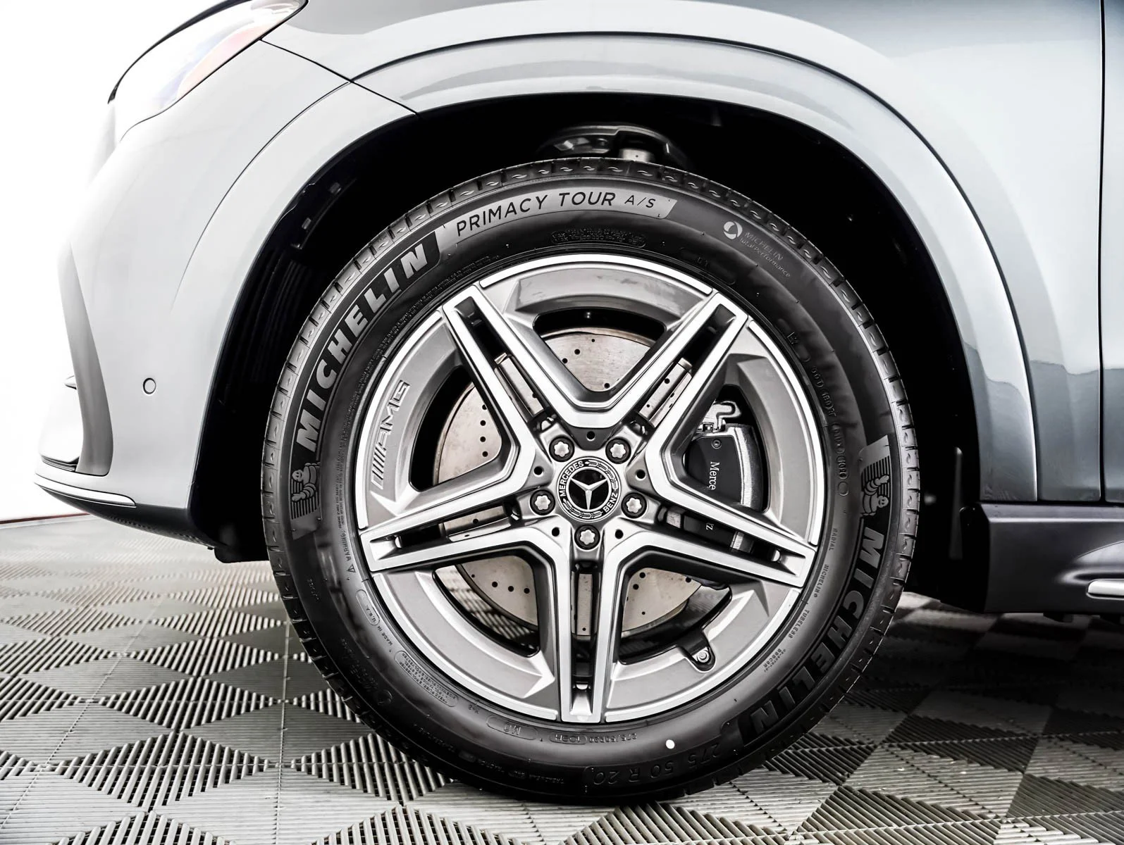 New 2026 Selenite Grey Metallic Mercedes-Benz 450 4MATIC® image 6