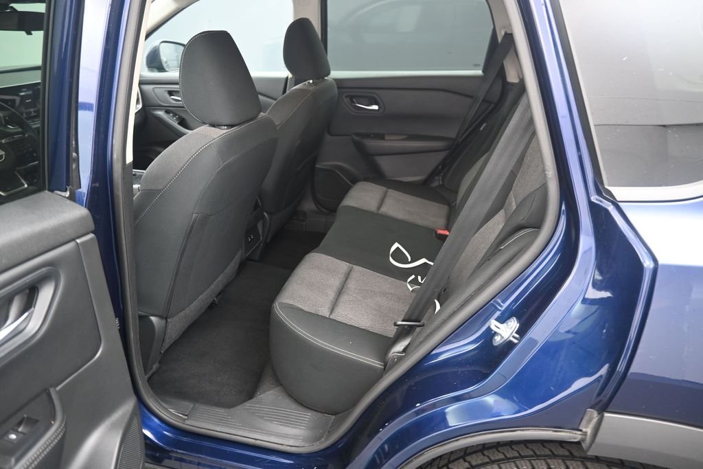 Used 2024 Deep Ocean Blue Nissan SV image 16