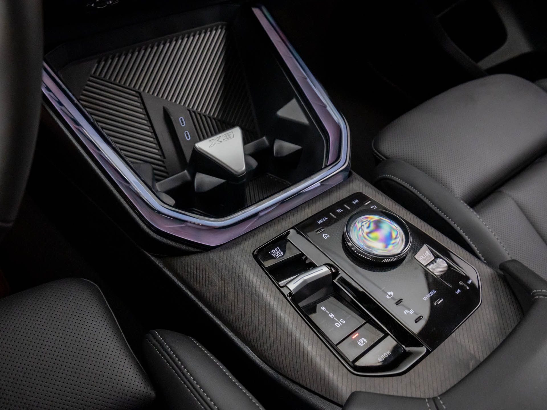 2026 BMW X3 30 - Photo 11