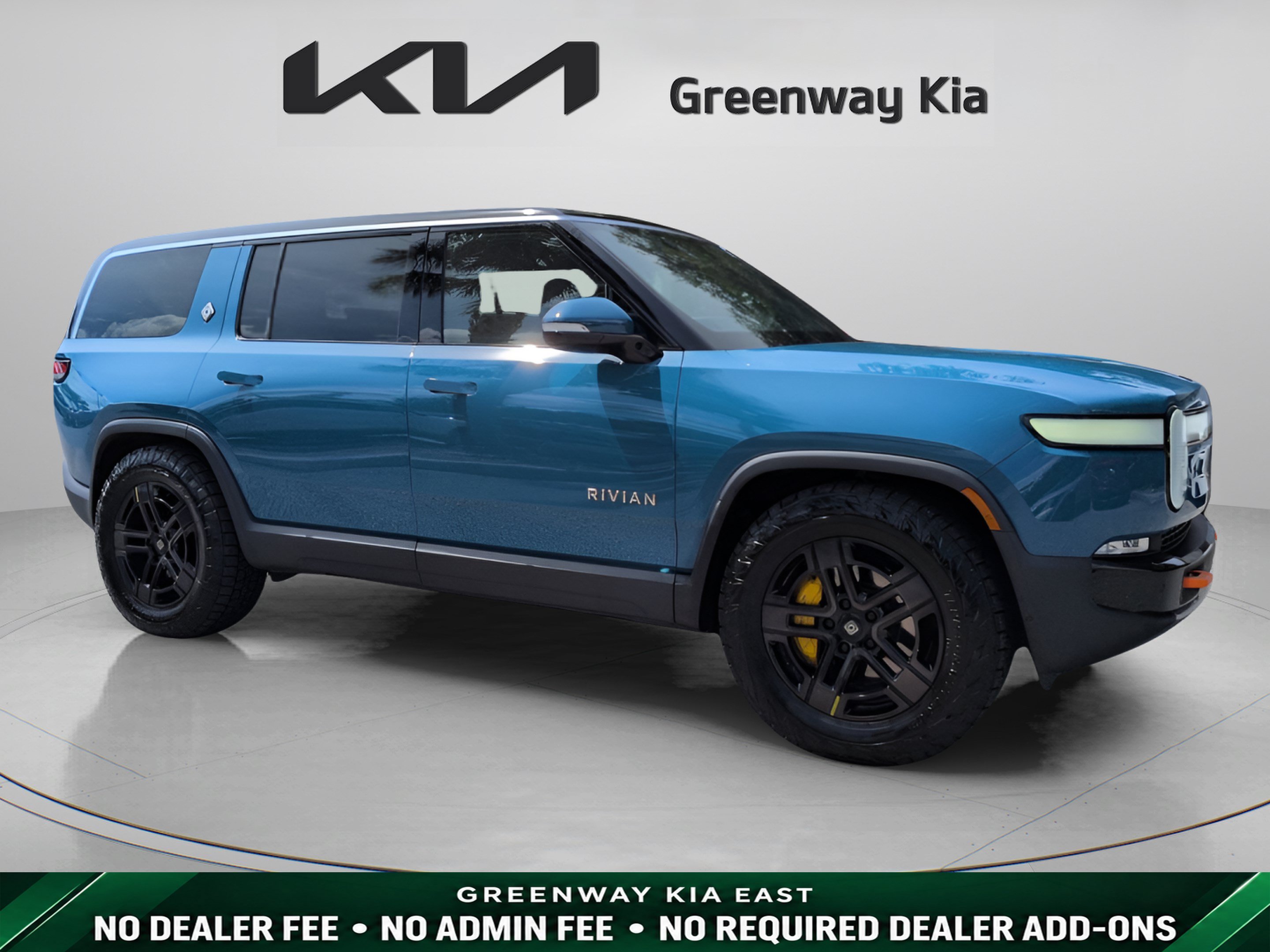 2023 Rivian R1S
