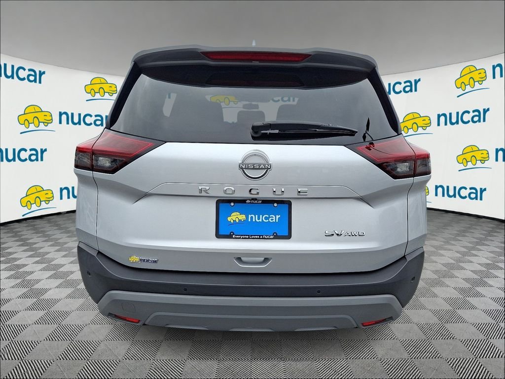 Used 2022 Silver Nissan SV image 6