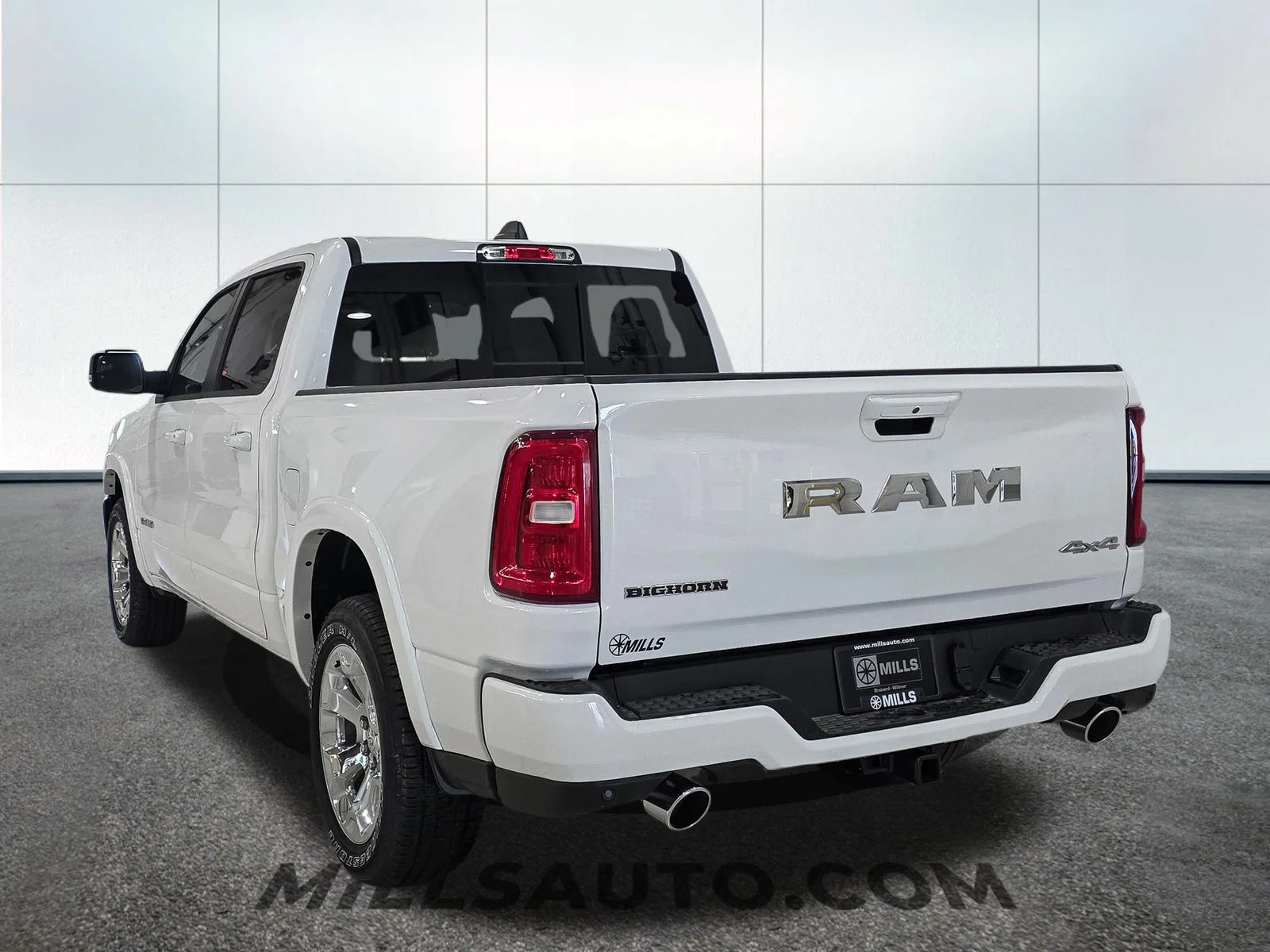 New 2026 Bright White Clear-Coat Exterior Paint RAM Big Horn/Lone Star image 5