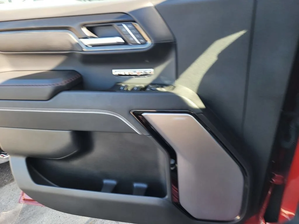 2026 GMC Sierra 1500 AT4X - Photo 24