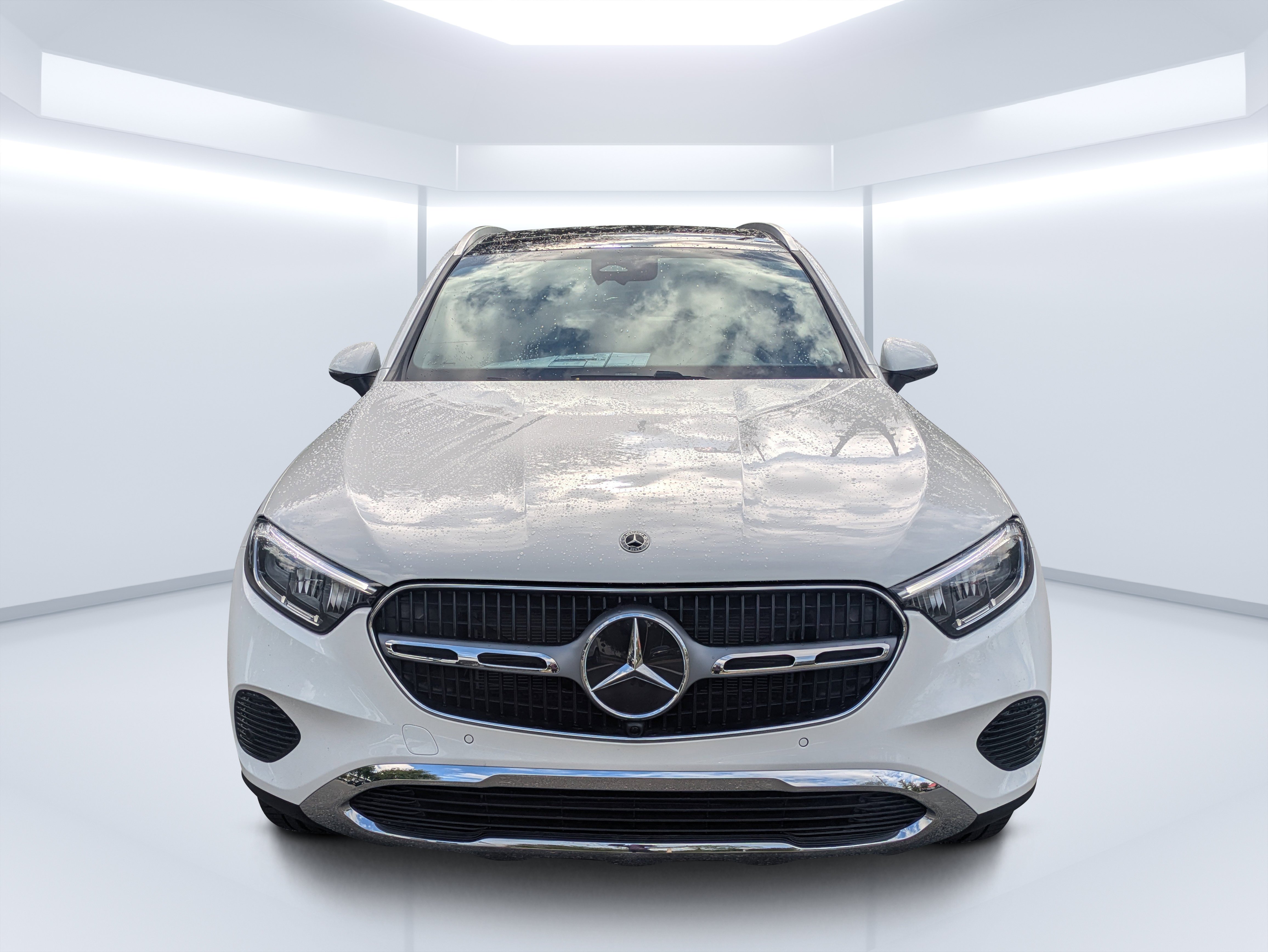 New 2026 Polar White Mercedes-Benz GLC 300 image 8
