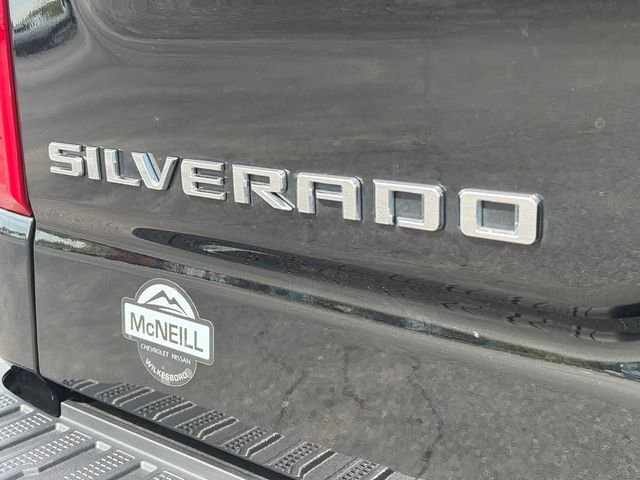 Used 2024 Black Chevrolet LT Trail Boss image 37