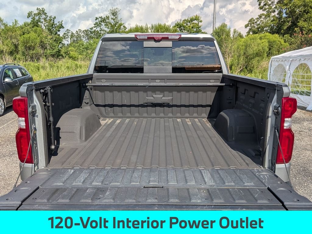Used 2025 Gray Chevrolet LTZ image 34