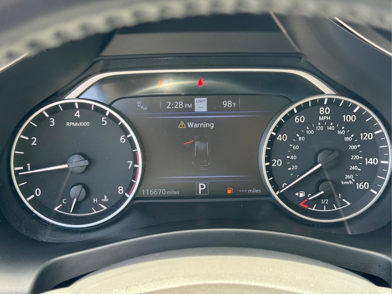 Used 2022 Boulder Gray Pearl Nissan Platinum image 24