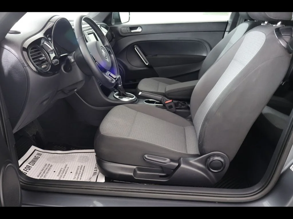 Used 2019 Gray Volkswagen 2.0T S image 11