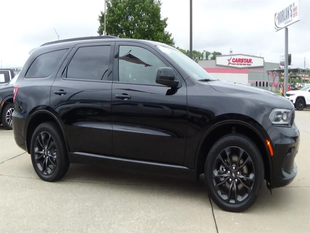 Certified Used 2024 Diamond Black Clear Coat (pxj) Dodge GT image 5