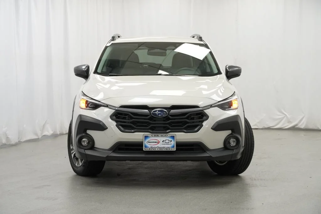 Used 2024 Crystal White Pea Subaru Premium image 32