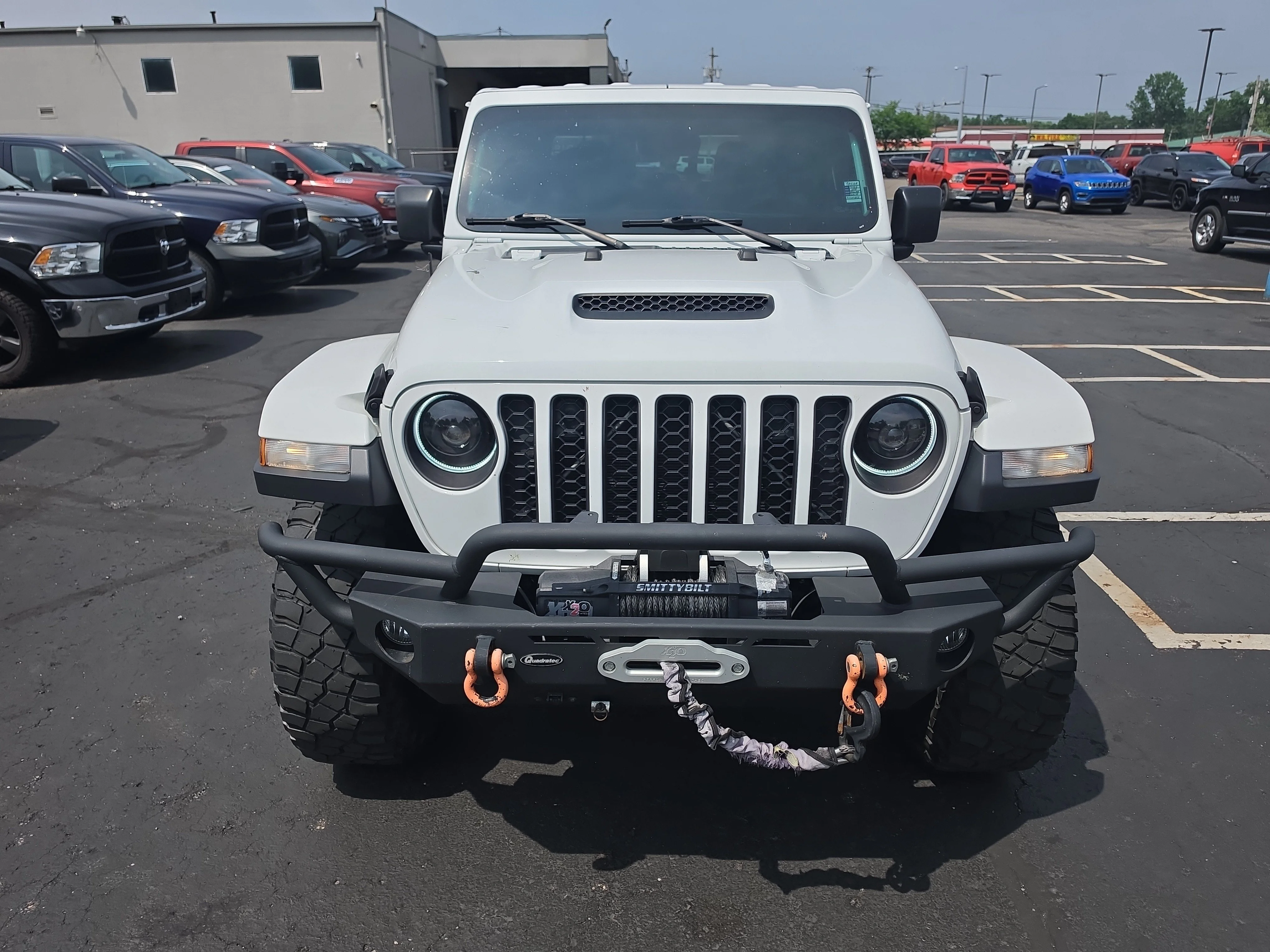 Used 2020 Bright White Clearcoat Jeep Mojave image 8