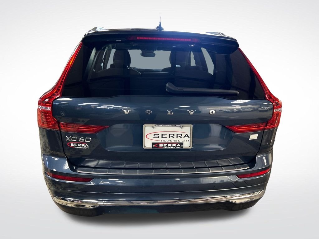 Certified Used 2022 Blue Volvo T8 Inscription Expression image 5