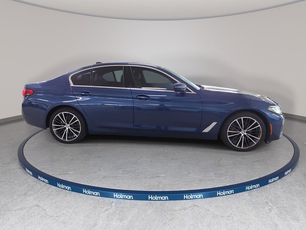 Used 2023 Phytonic Blue Metallic BMW 530i image 6