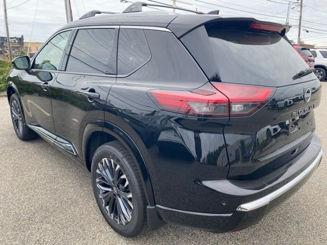 New 2026 Super Black Nissan Platinum image 5