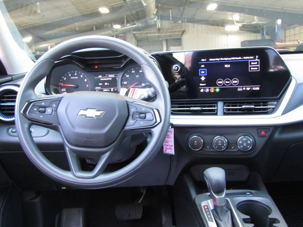 Used 2024 Red Chevrolet LS image 5