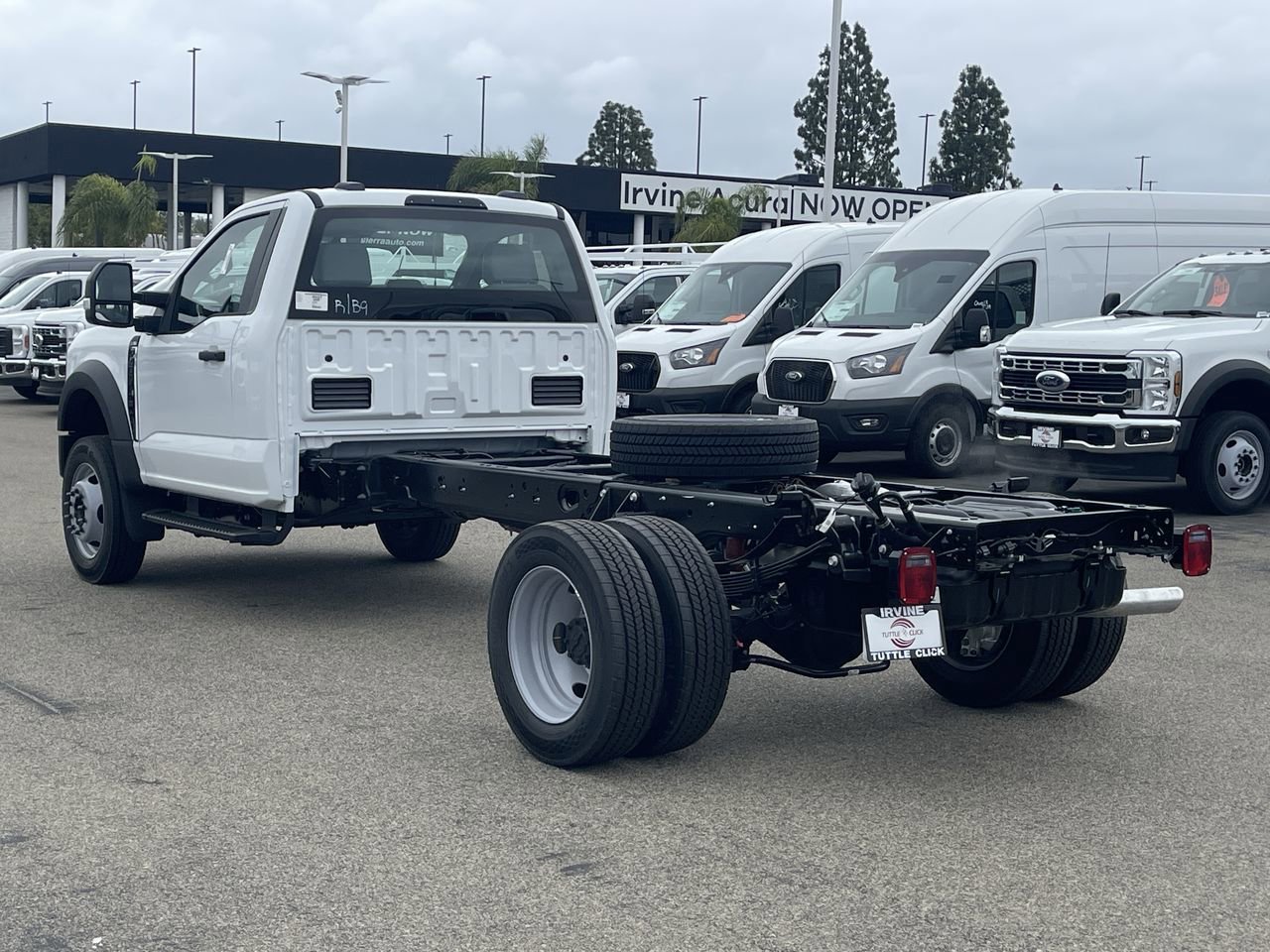 2025 Ford F-450 Super Duty Chassis Cab XL - Photo 4