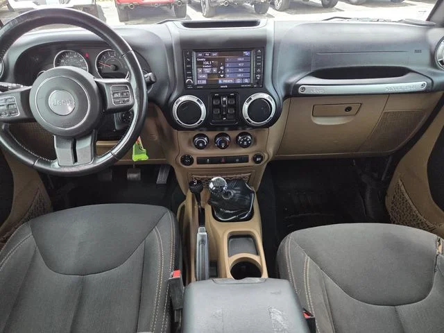 Used 2018 Black Jeep Unlimited Sahara image 12