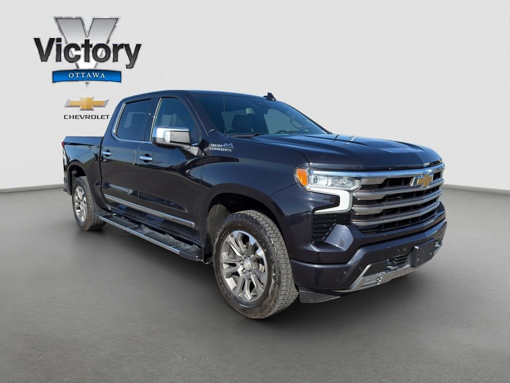 Used 2022 Gray Chevrolet High Country image 8