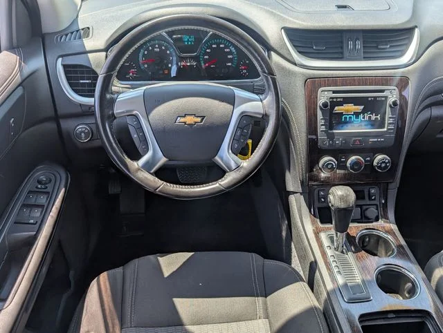 Used 2015 Silver Chevrolet LT image 13