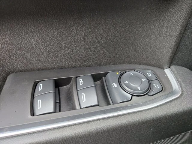 Used 2025 Red Chevrolet LT image 35