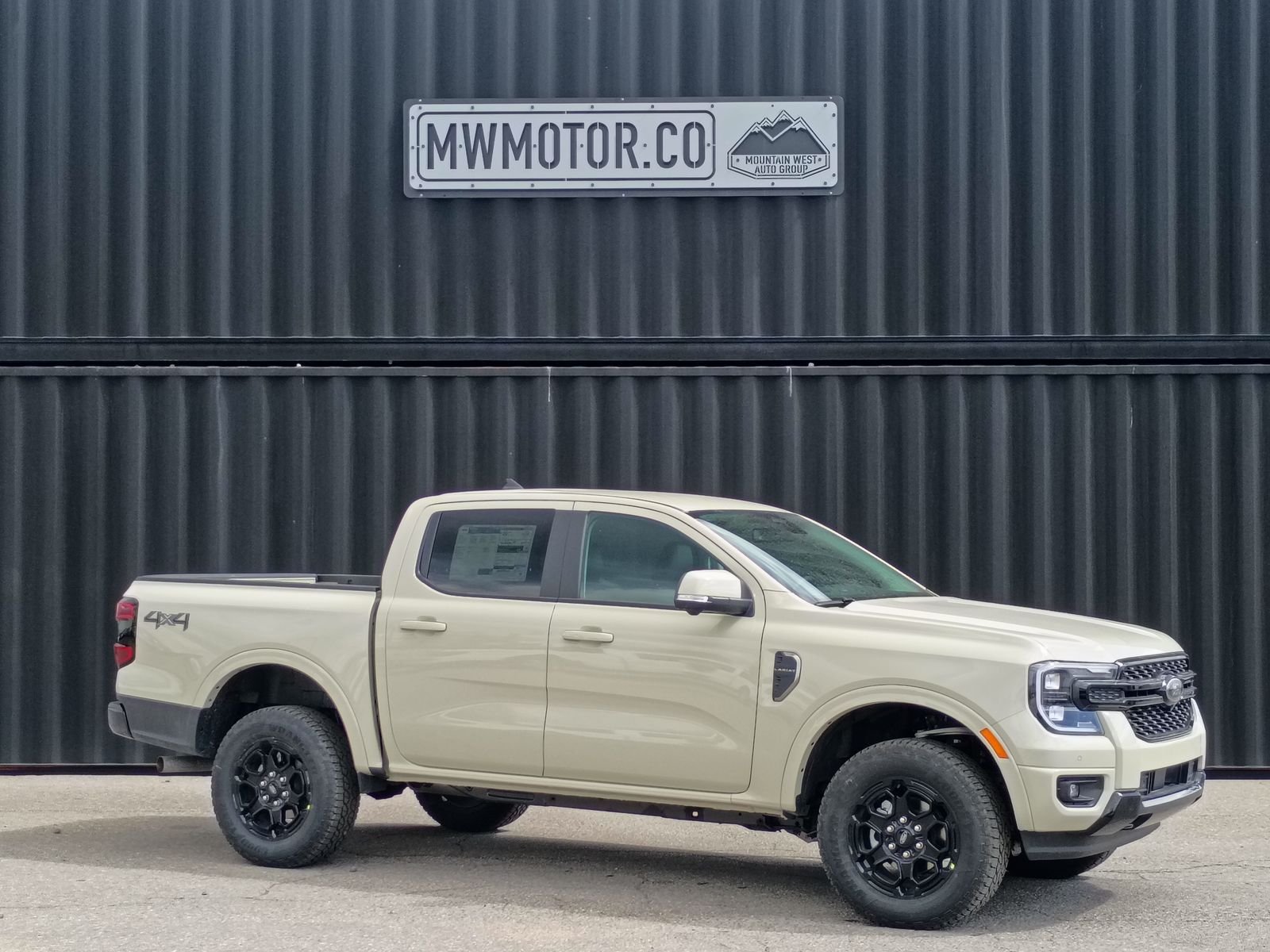 2025 Ford Ranger Lariat 4x4 SuperCrew 5' Box's photo