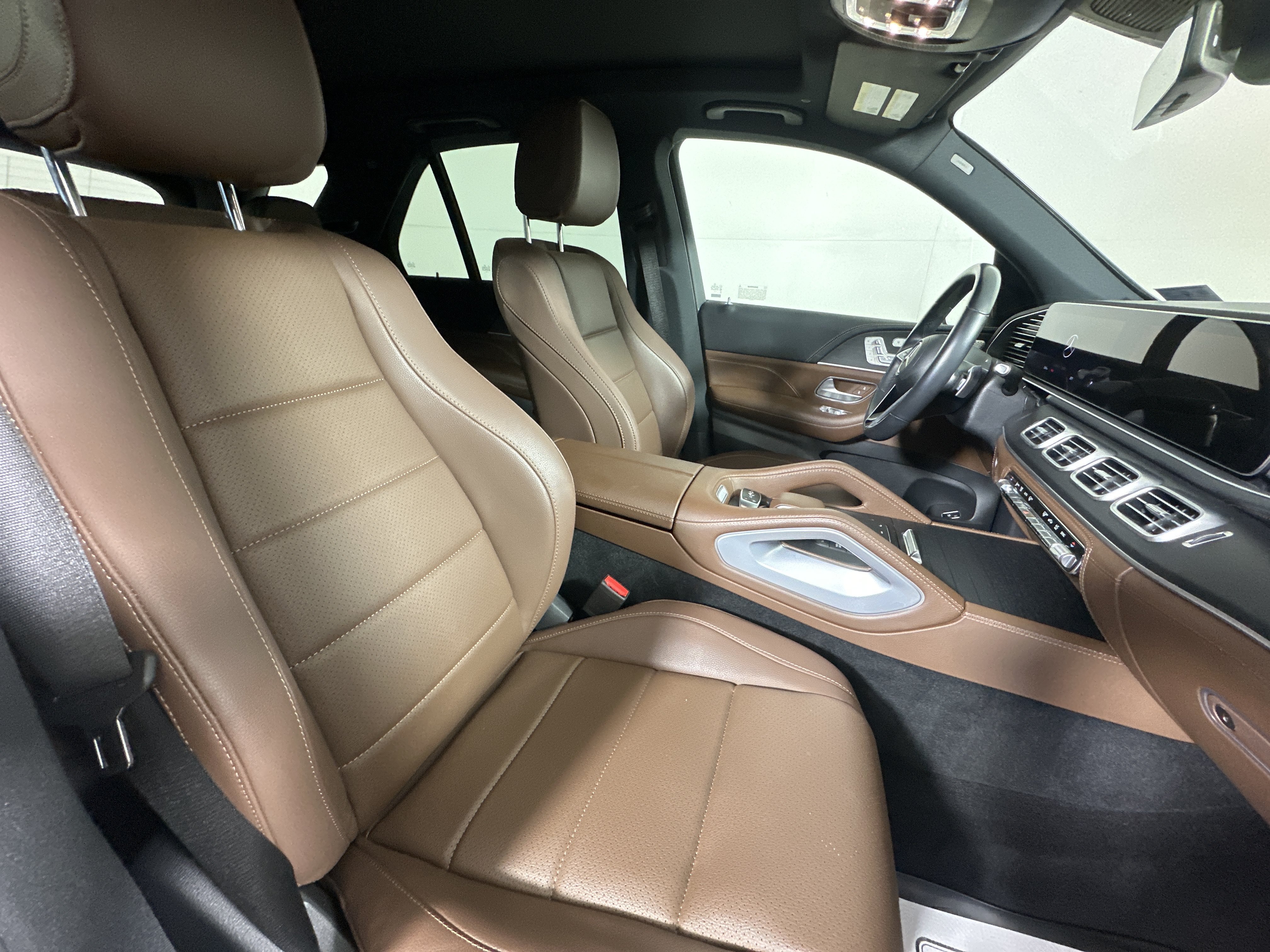 Used 2024 White Mercedes-Benz GLE 350 image 24