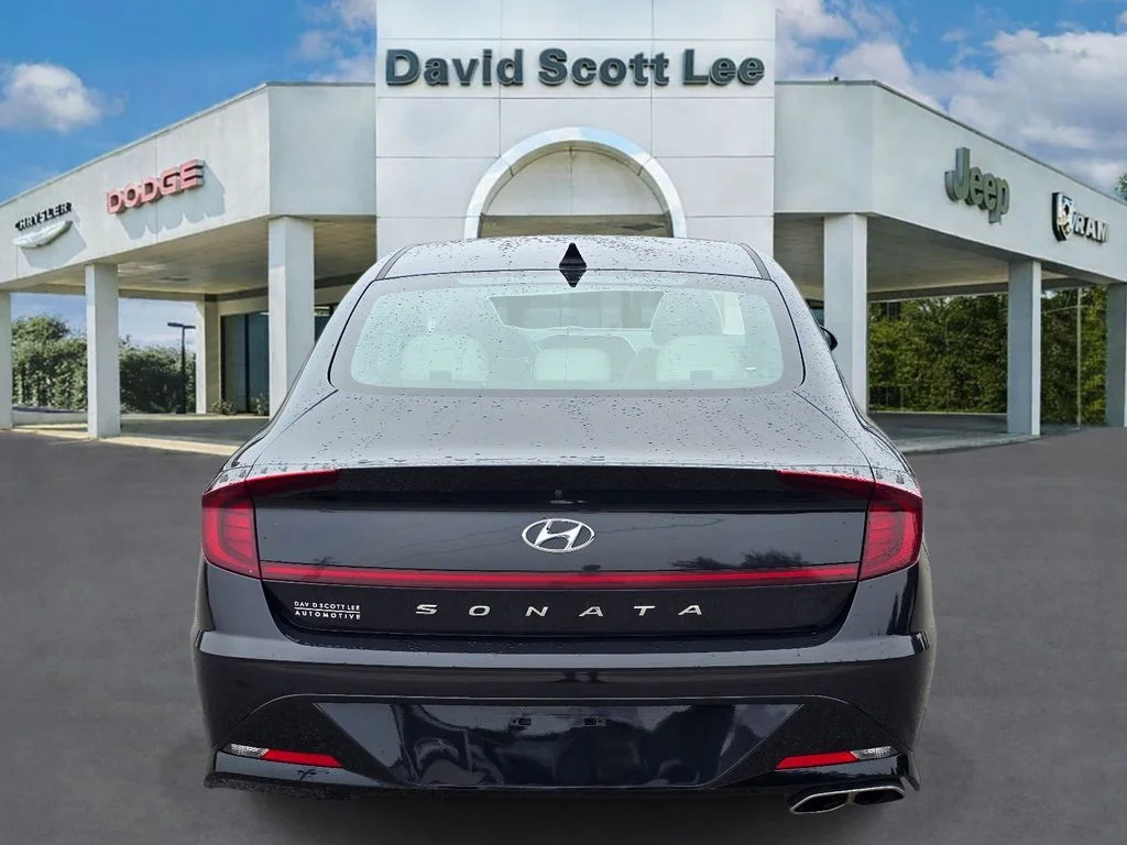 Used 2023 Blue Hyundai SEL image 8