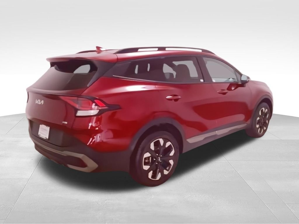 Used 2023 Red Kia X-Line image 3