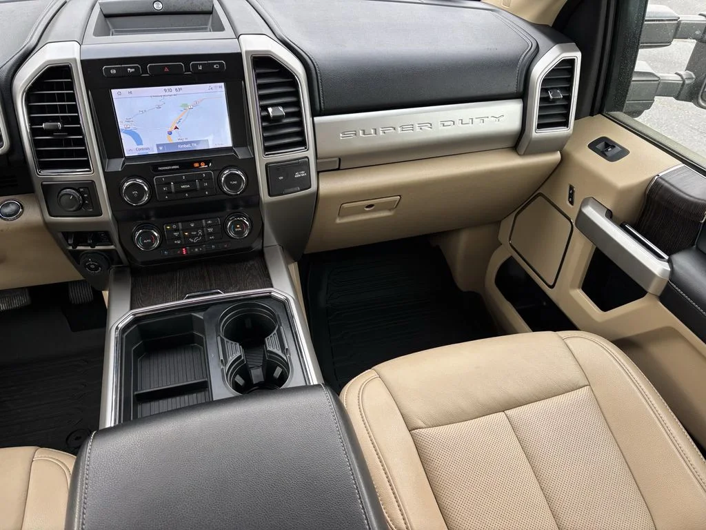 Used 2021 Blue Ford Lariat image 31