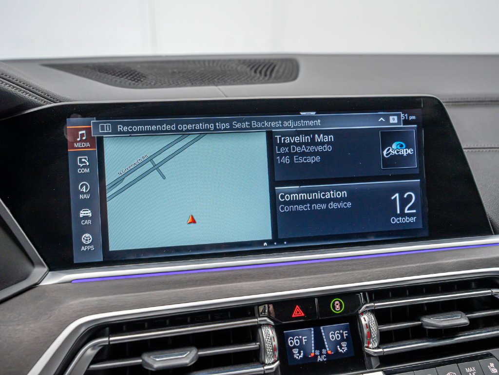 Used 2020 Black Sapphire Metallic BMW M50i image 37