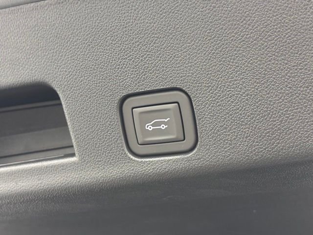 New 2026 Moonstone Gray Metallic Buick Avenir image 15