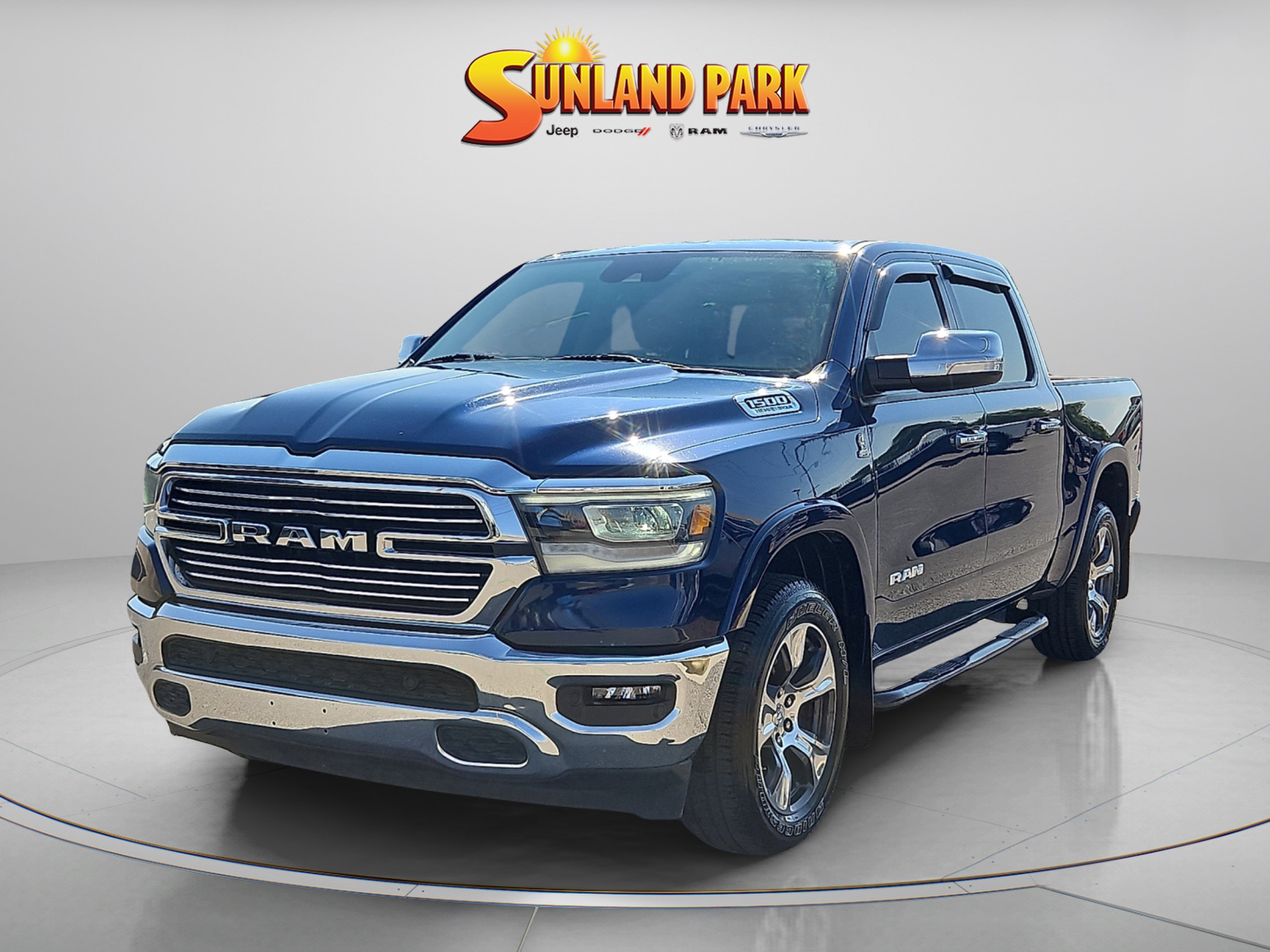 Used 2022 Patriot Blue Pearlcoat Ram Laramie image 2