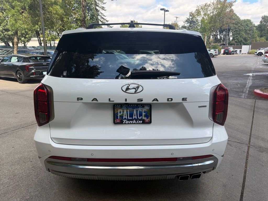 Used 2024 Hyper White Hyundai Calligraphy image 5