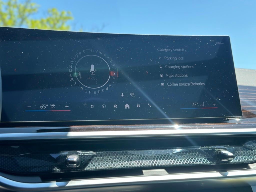 New 2026 Black Sapphire Metallic BMW xDrive40i image 39
