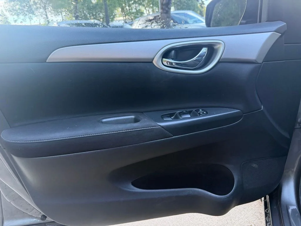 Used 2015 Gun Metallic Nissan S image 10