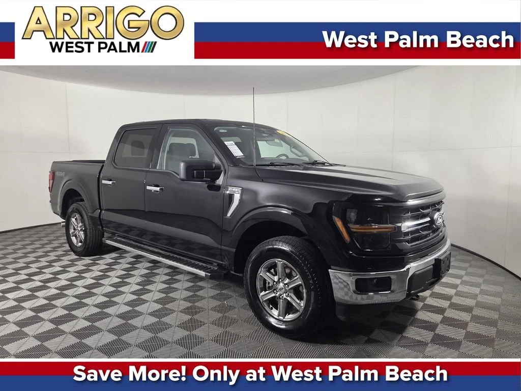 Used 2025 Black Metallic Ford XLT image 1