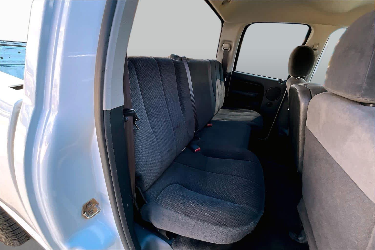 Used 2003 Bright White Dodge SLT image 18